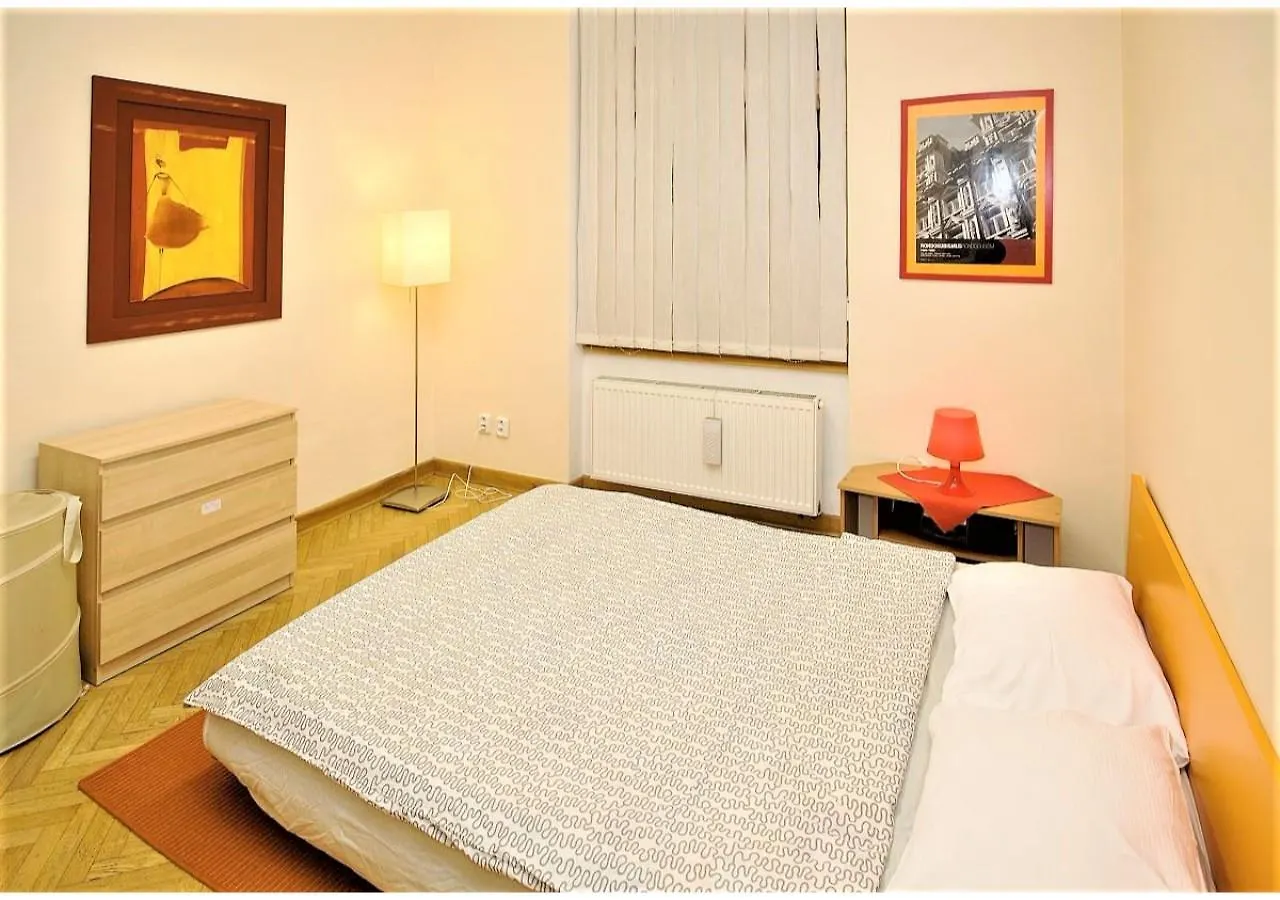 Apartment Trojicka Praga